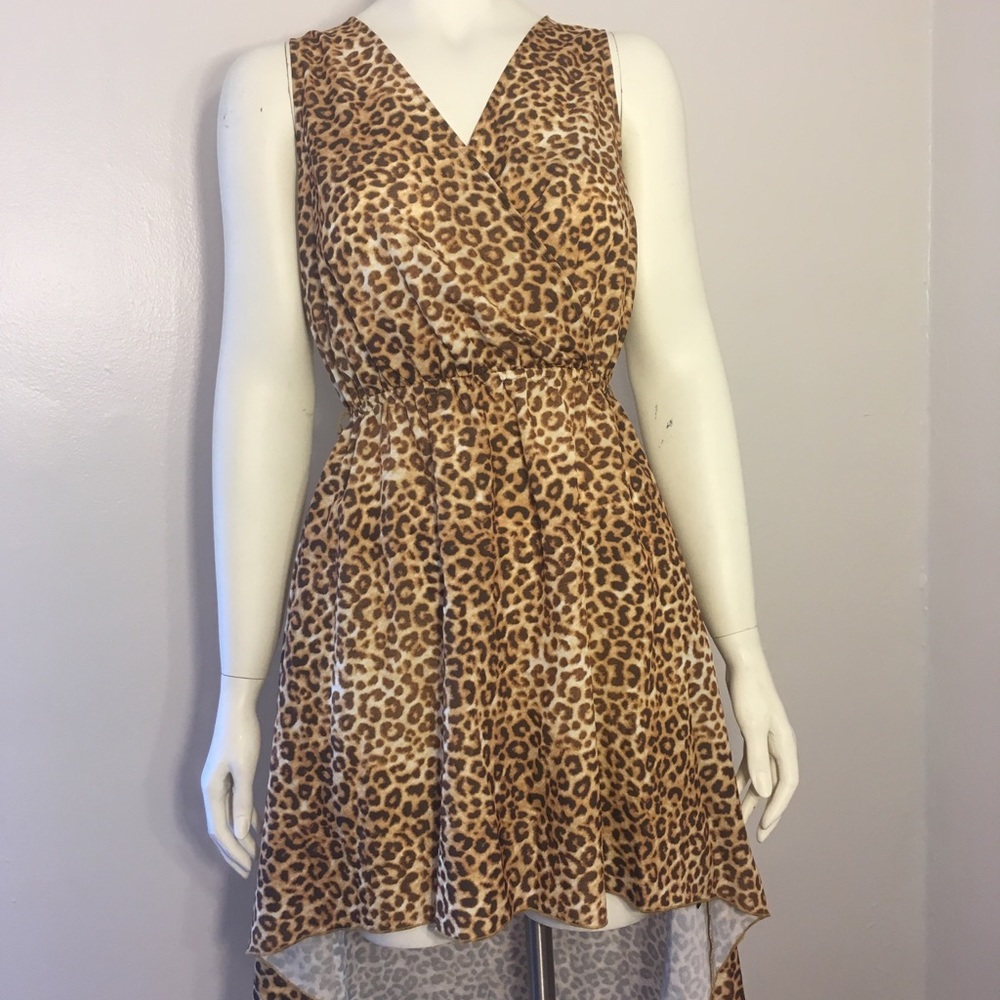 🌲Kardashian Kollection leopard Hi-Lo Dress Small